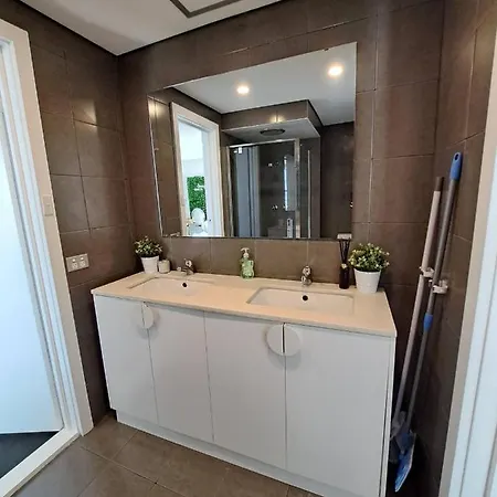 Studio Apartment In East Perth Exterior photo