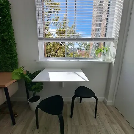 Studio Apartment In East Perth Exterior photo